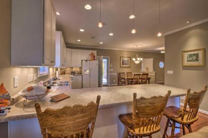 Seneca Townhome on Lake Hartwell Less Than 4 Mi to Clemson - image 7