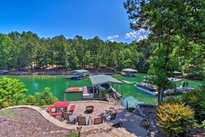 Lakefront Keowee Retreat with Dock about 14 mi to Clemson