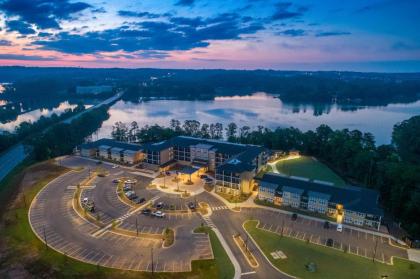 Lakeside Lodge Clemson - image 10