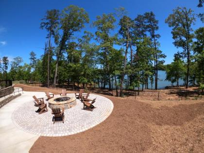 Lakeside Lodge Clemson - image 5