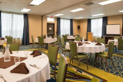 Holiday Inn Express Hotel & Suites North Sequim an IHG Hotel - image 4