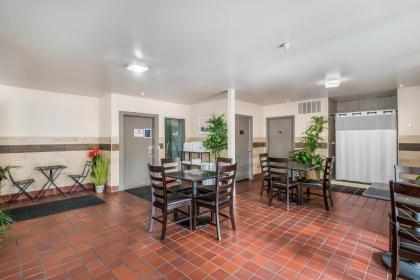 Red Lion Inn & Suites at Olympic National Park - image 11