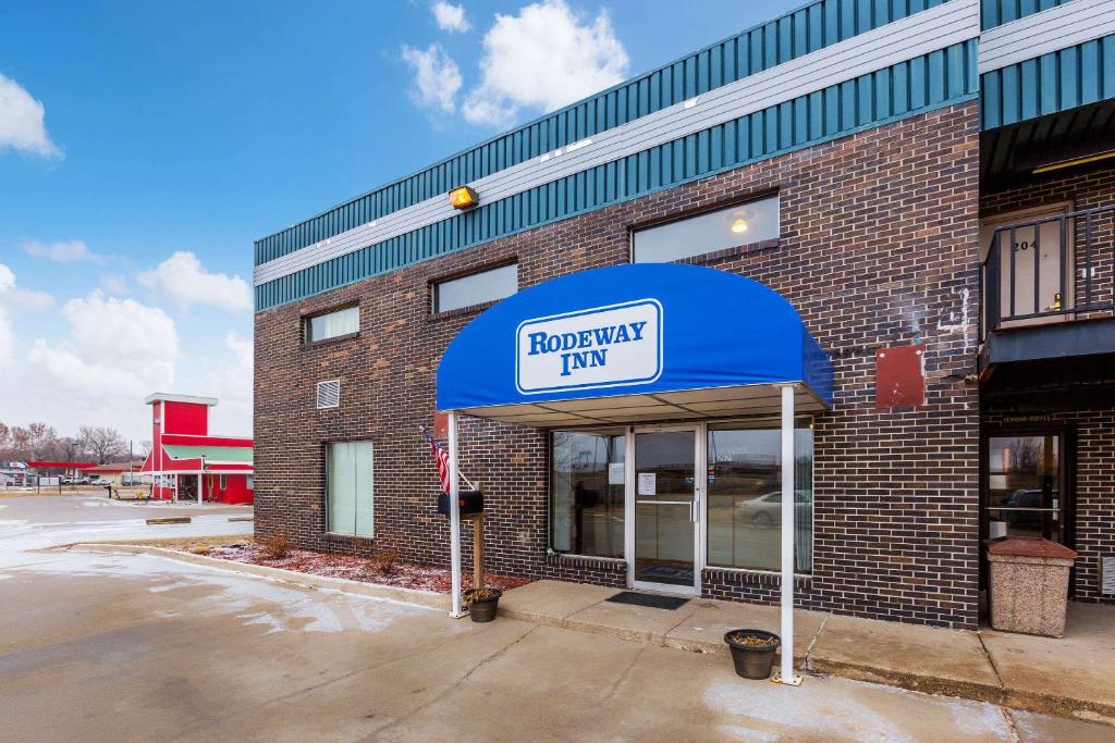 Rodeway Inn Sergeant Bluff - Sioux City - main image