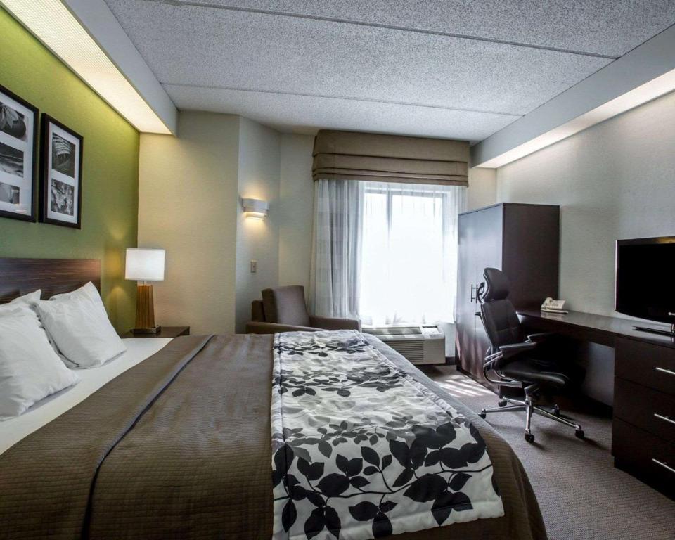 Sleep Inn Sevierville - image 5