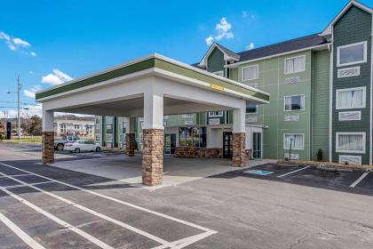 Econo Lodge Sevierville / Pigeon Forge - image 2