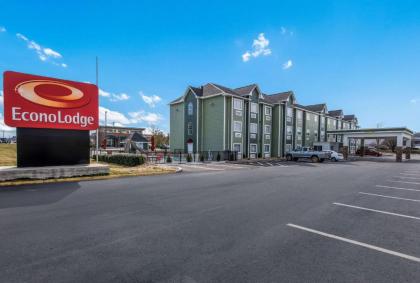 Econo Lodge Sevierville / Pigeon Forge - image 5