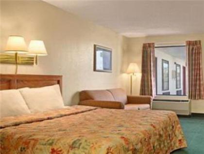Days Inn by Wyndham Apple Valley Pigeon Forge/Sevierville - image 5