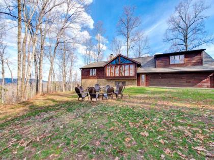 Parkside Lodge 6 Bedrooms Sleeps 26 Theater Room Hot Tub Pool Table - image 2