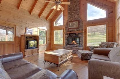 Spring View 2 Bedrooms WiFi Hot Tub Pool Table Sleeps 6 - image 1