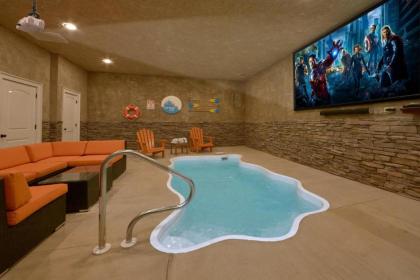 Otter Springs Pool Cabin Sevierville