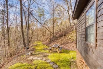 Bear Den - image 9