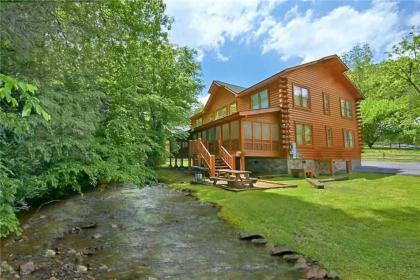 Rushing Water Cabin Gatlinburg