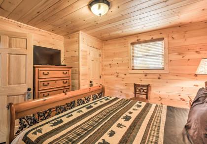 Private Sevierville Cabin with Mountain Views and Loft - image 2