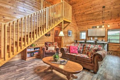 Smoky Mtn Lakefront Cabin with Games and Fire Pit! - image 2