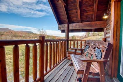 Poolside Retreat #221 by Aunt Bug's Cabin Rentals - image 8