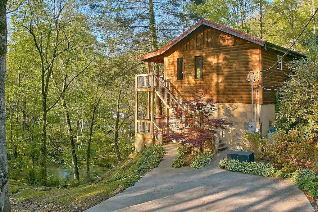 Whispering Waters #208 by Aunt Bug's Cabin Rentals - main image