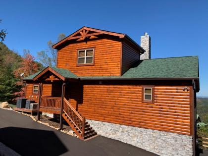 majestic View Lodge #426 by Aunt Bugs Cabin Rentals