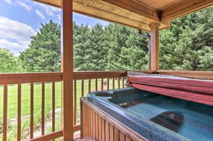 Log Cabin with Multi-Level Deck - 5 Mi to Dollywood! - image 4
