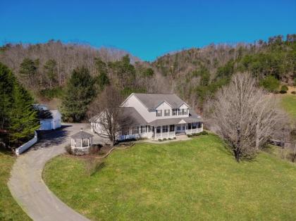 the Estate At Little Cove