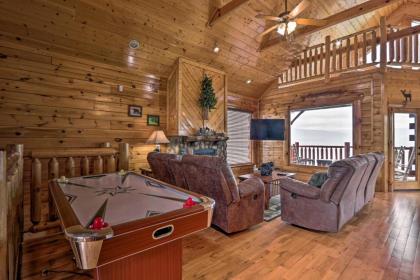 million mile View Cabin with Games and mtn View Tennessee