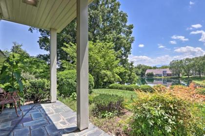 Scenic Lakefront Home with Hot Tub on 3 Acres! Sevierville