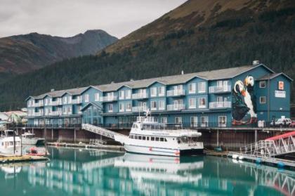 Harbor 360 Hotel Seward - image 2