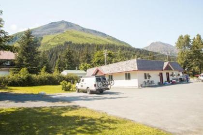 trailhead Lodging