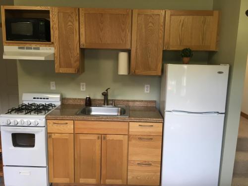 Bear Lake Lodgings B&B - image 5