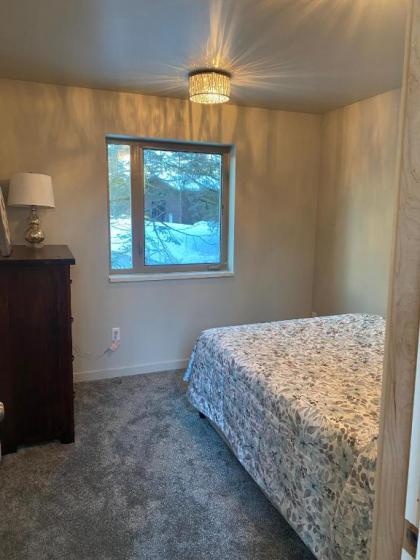 Spruce Lodge - image 11