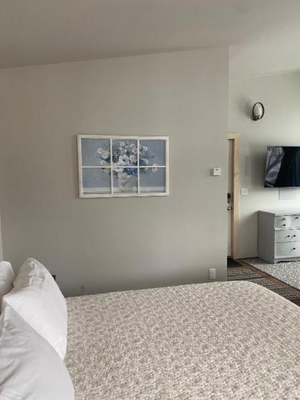 Spruce Lodge - image 17