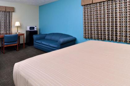 Americas Best Value Inn - Seymour - image 14
