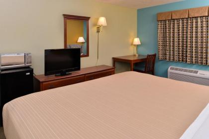 Americas Best Value Inn - Seymour - image 5
