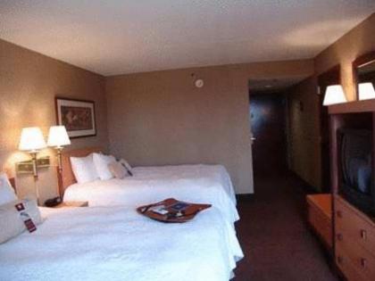 Hampton Inn Seymour - image 11