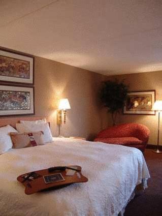 Hampton Inn Seymour - image 7