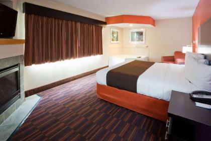AmericInn by Wyndham Shakopee Near Canterbury Park - image 13