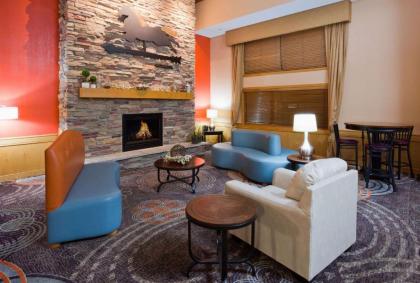 AmericInn by Wyndham Shakopee Near Canterbury Park - image 16