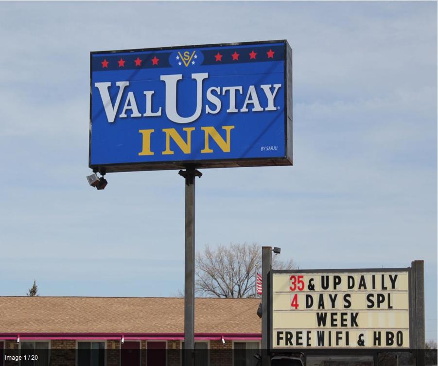 Valustay Inn Shakopee - image 2