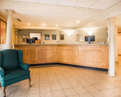 Econo Lodge Inn & Suites Shamokin Dam - Selinsgrove - image 3