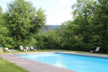 Catskill Seasons Inn - image 9