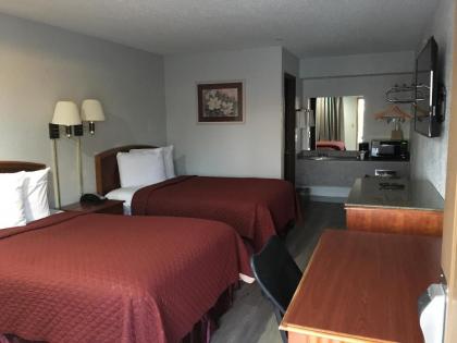Colonial Inn - image 2