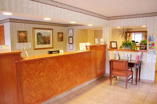 Fountain Park Motel - main image