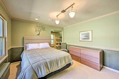 Quiet Apt Less Than 1 Mile to Lake Michigan and Downtown! - image 12
