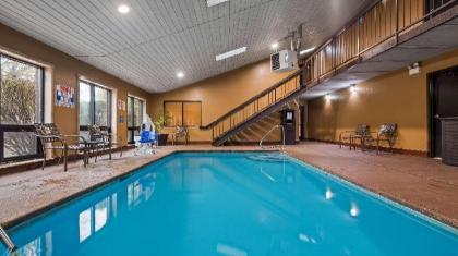 Best Western Celebration Inn & Suites - image 8