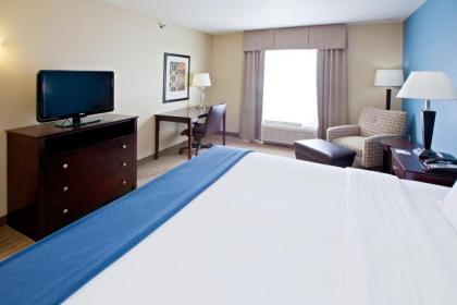 Holiday Inn Express Hotel & Suites Shelbyville an IHG Hotel - image 11