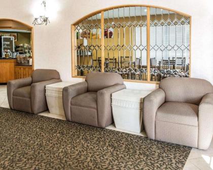 Quality Inn & Suites Shelbyville I-74 - image 3