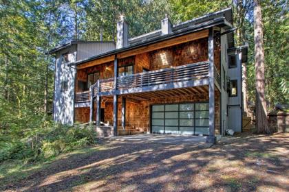 Modern Harstine Island Hideaway with Water Views