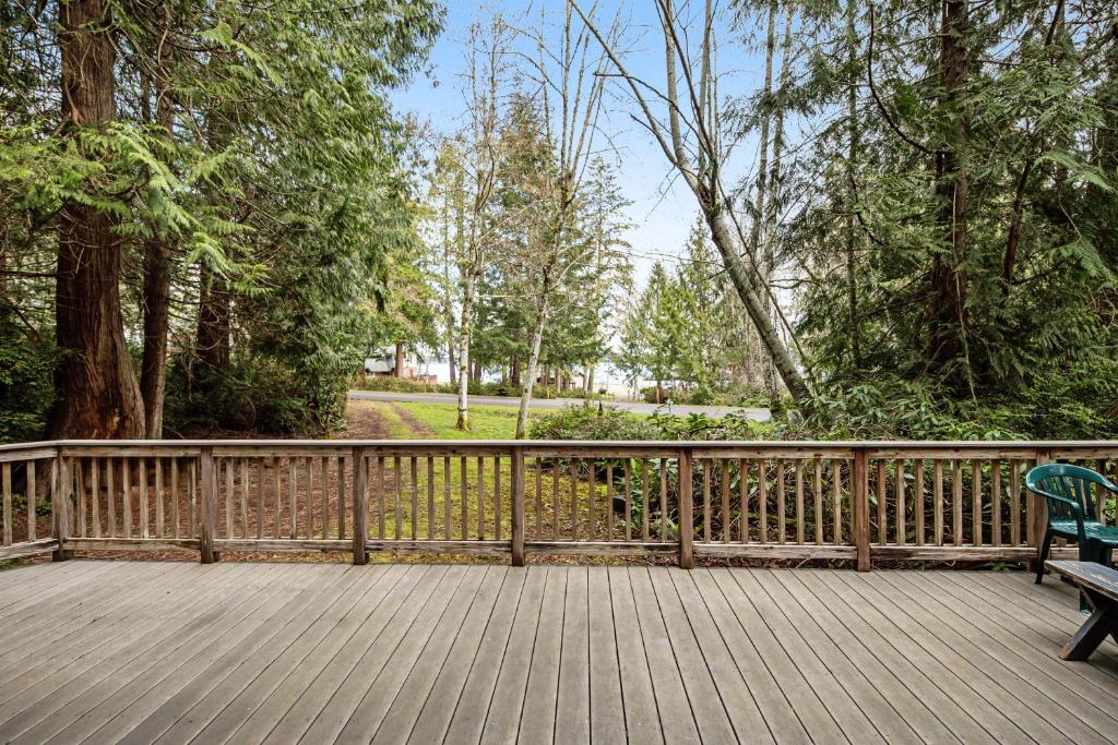 Hartstene Pointe Haven - image 3