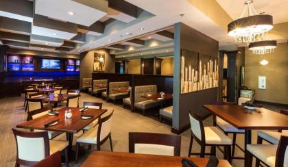 Crowne Plaza Shenandoah an IHG Hotel - image 7