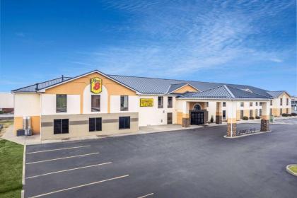 Super 8 by Wyndham Shepherdsville - image 15