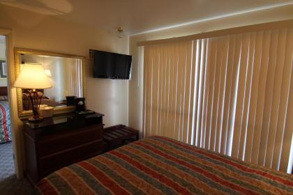 Trails End Motel Sheridan - image 15
